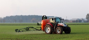 tractor-4575136_640